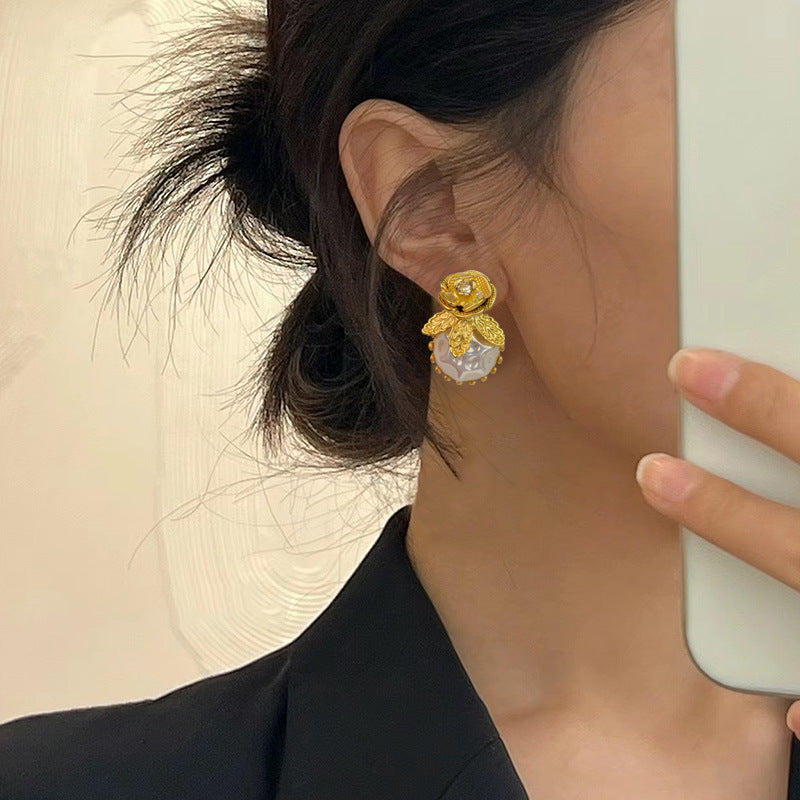 Silver Stud Rhinestone-encrusted Flower Irregular Pearl Earrings Elegant