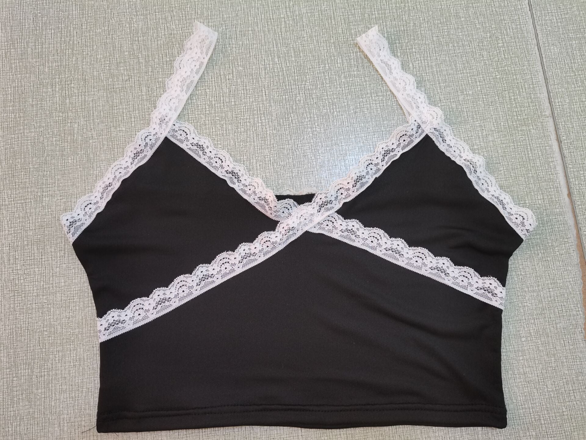 European And American Halter Cross Lace Backless Slim Fit Midriff-baring Camisole