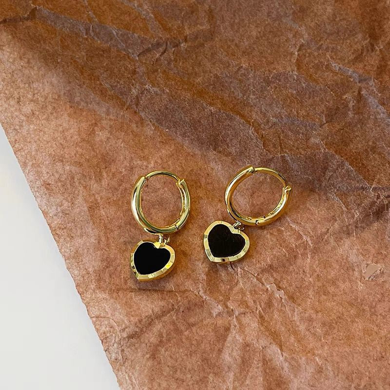 Black Heart Temperamental Earrings