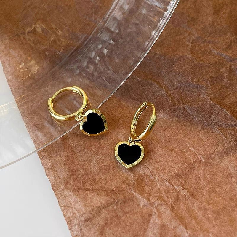 Black Heart Temperamental Earrings