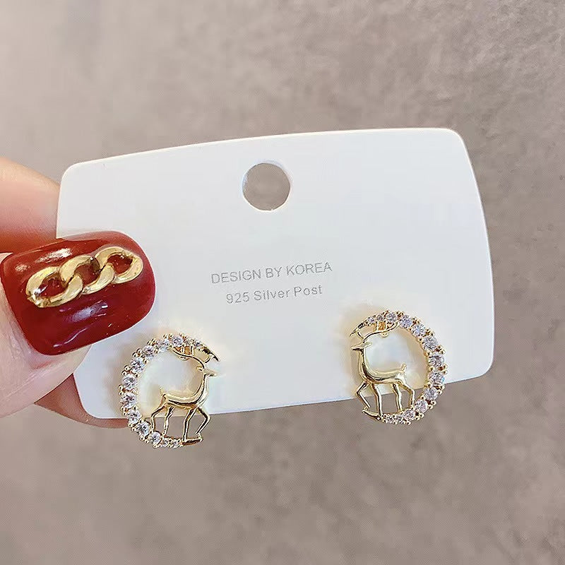 Small Exquisite Korean Earrings Cold Style