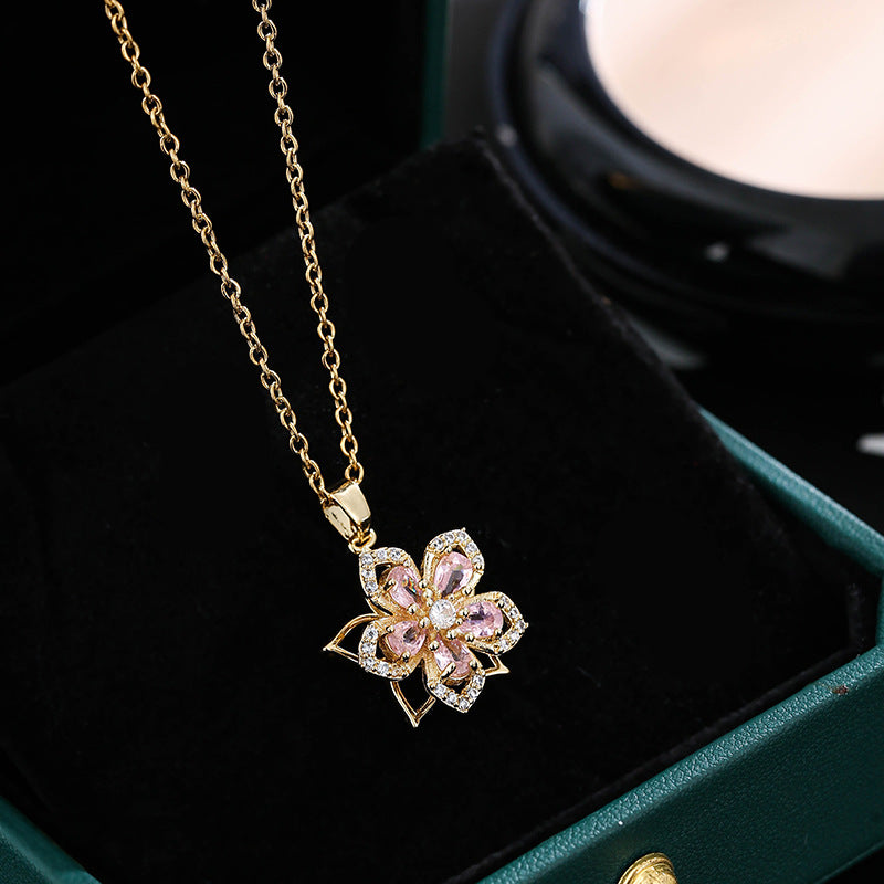 Temperament  Flower-shaped Rotating Necklace