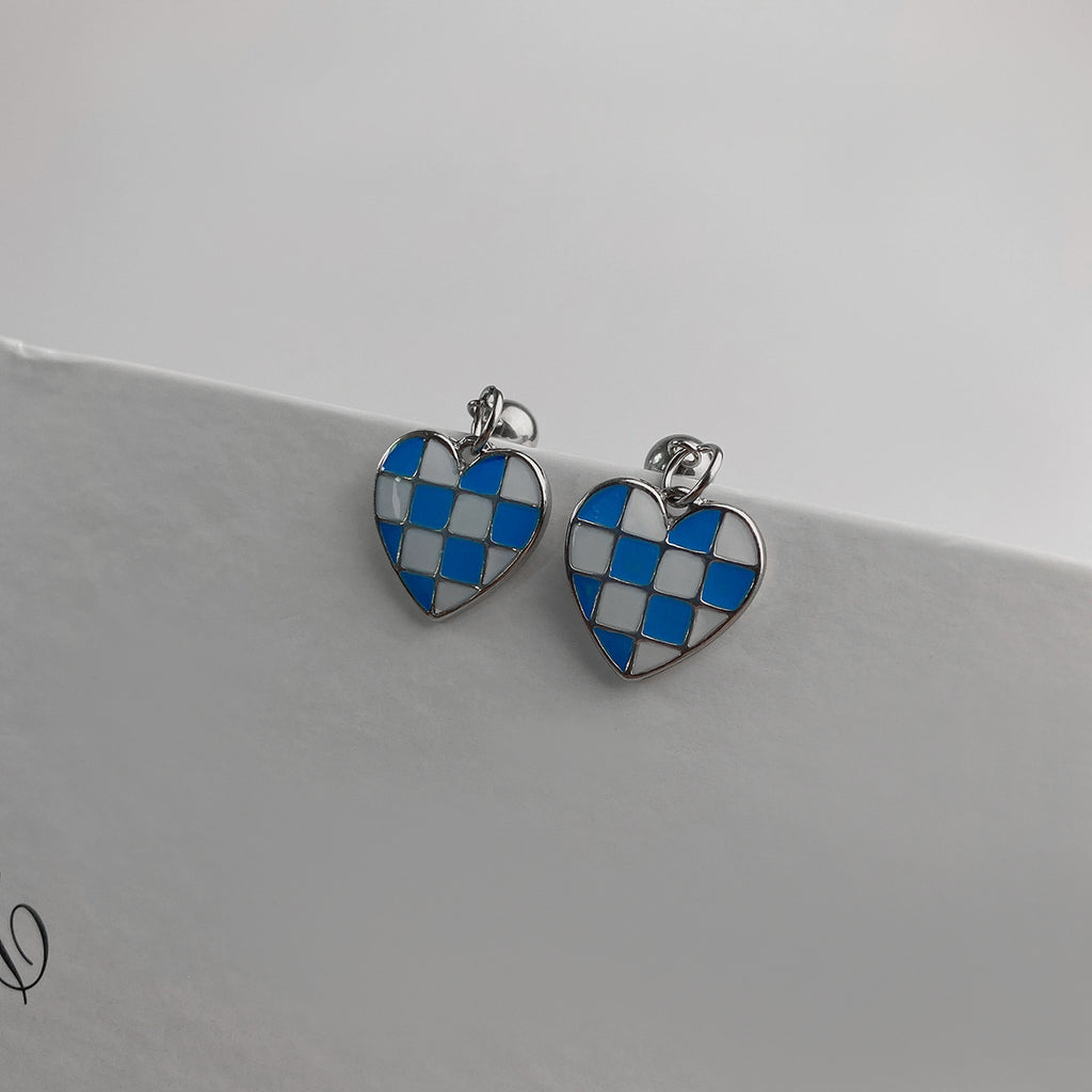 Small Exquisite Korean Earrings Cold Style