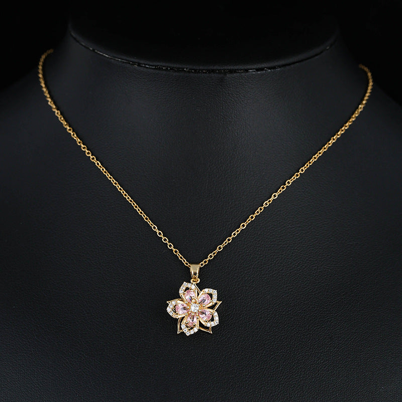 Temperament  Flower-shaped Rotating Necklace