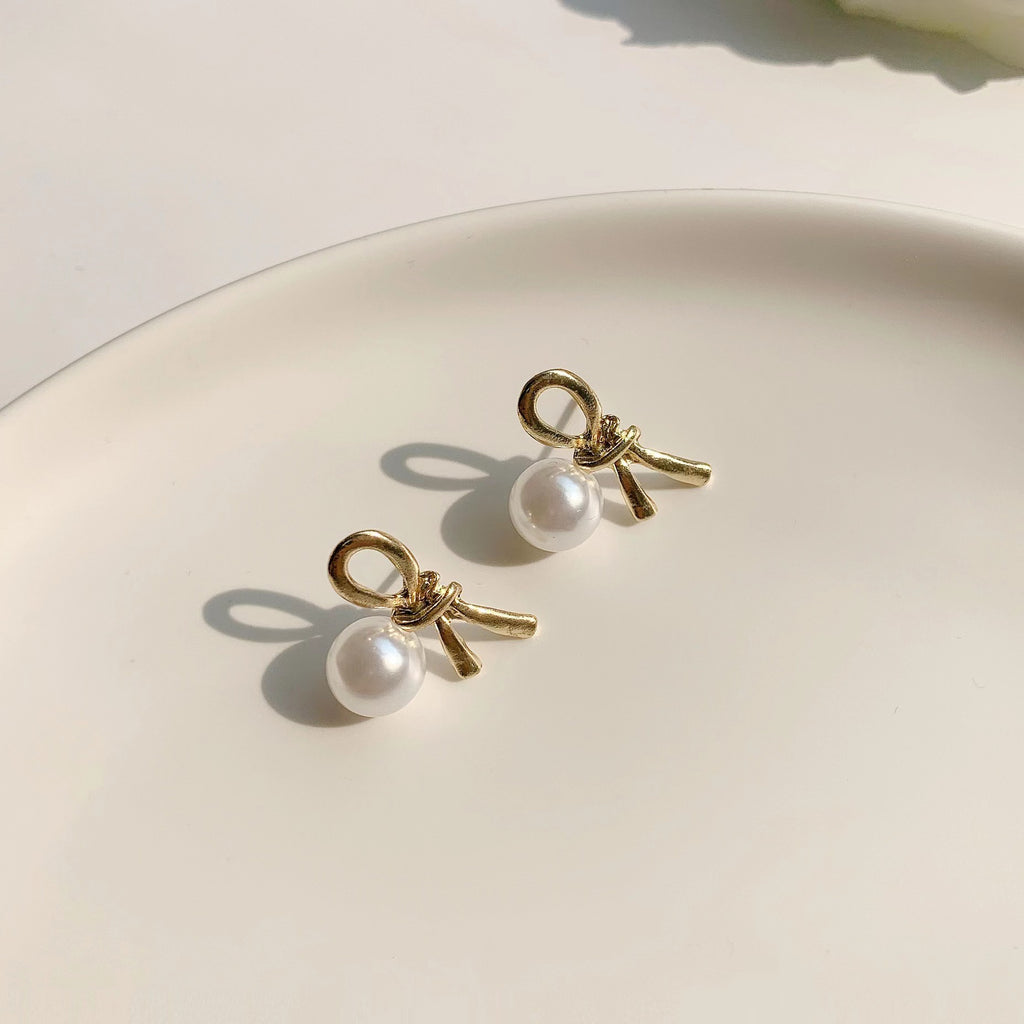 Small Exquisite Korean Earrings Cold Style