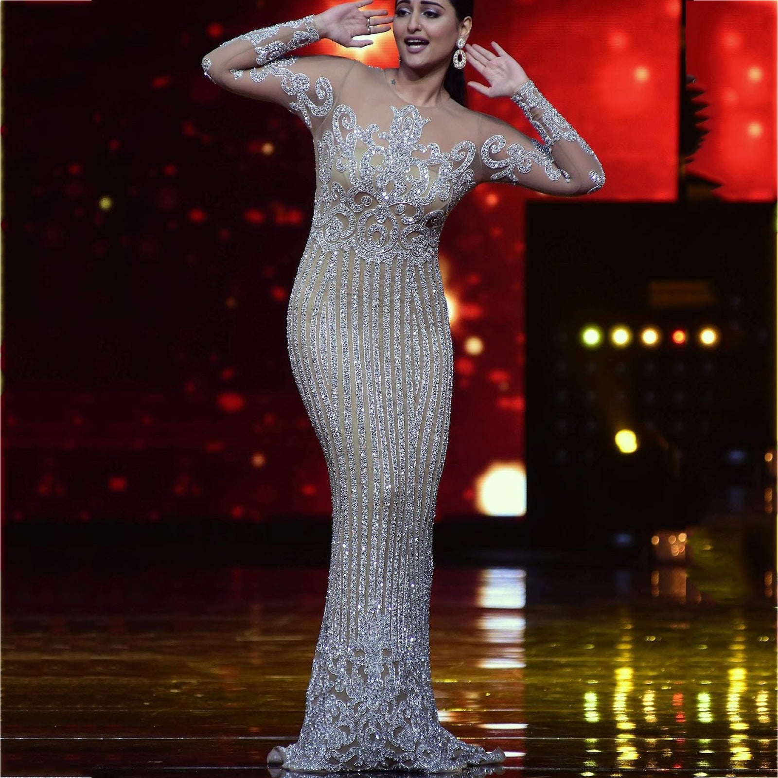 New Women's Sexy Bronzing Long-sleeved Dress