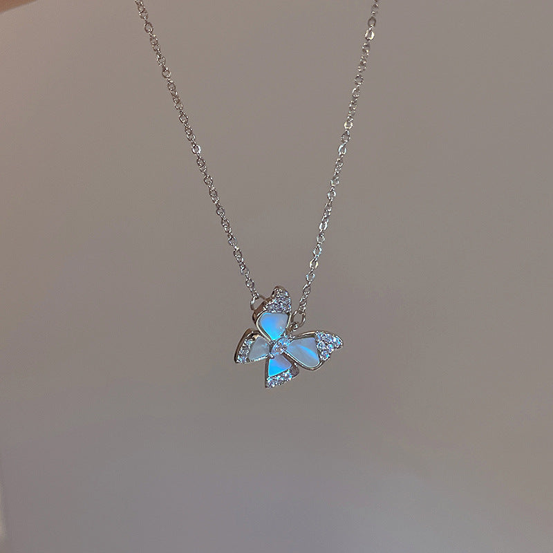 Zircon Butterfly Necklace Simple All-match Necklace Fashion Temperament Clavicle Chain